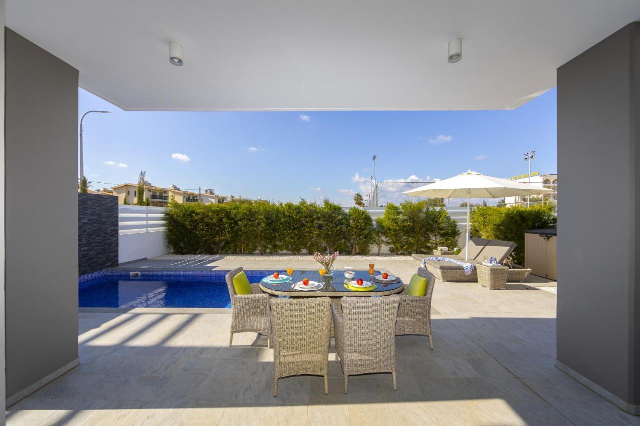 Pernera Beach Villa プロタラス エクステリア 写真