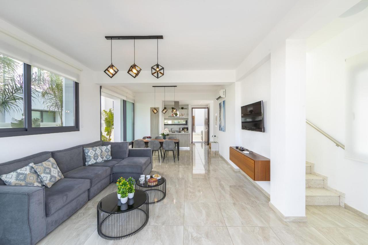 Pernera Beach Villa プロタラス エクステリア 写真
