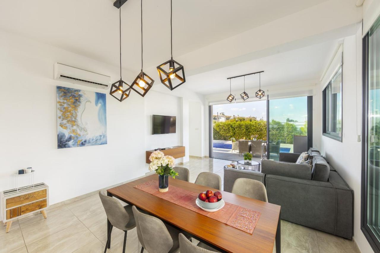 Pernera Beach Villa プロタラス エクステリア 写真