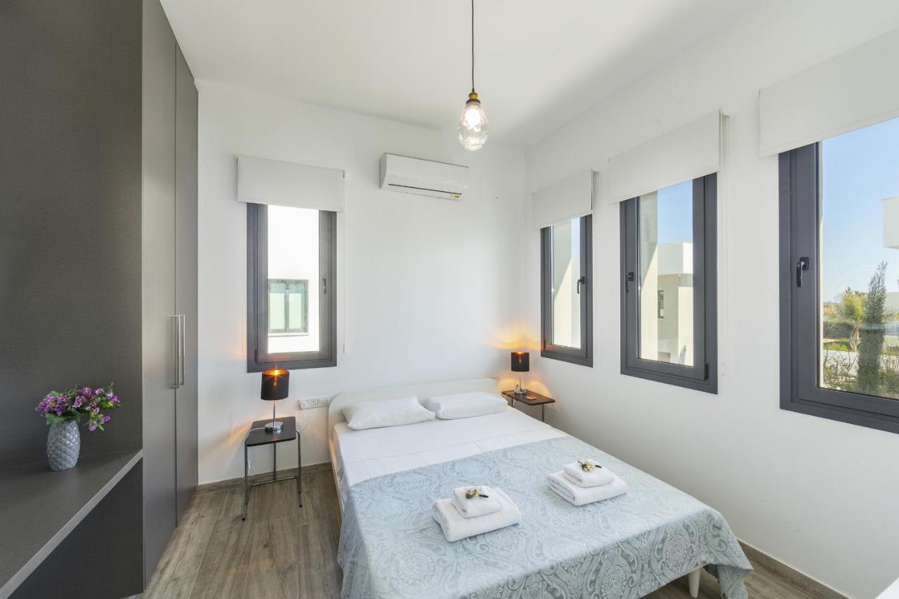 Pernera Beach Villa プロタラス エクステリア 写真